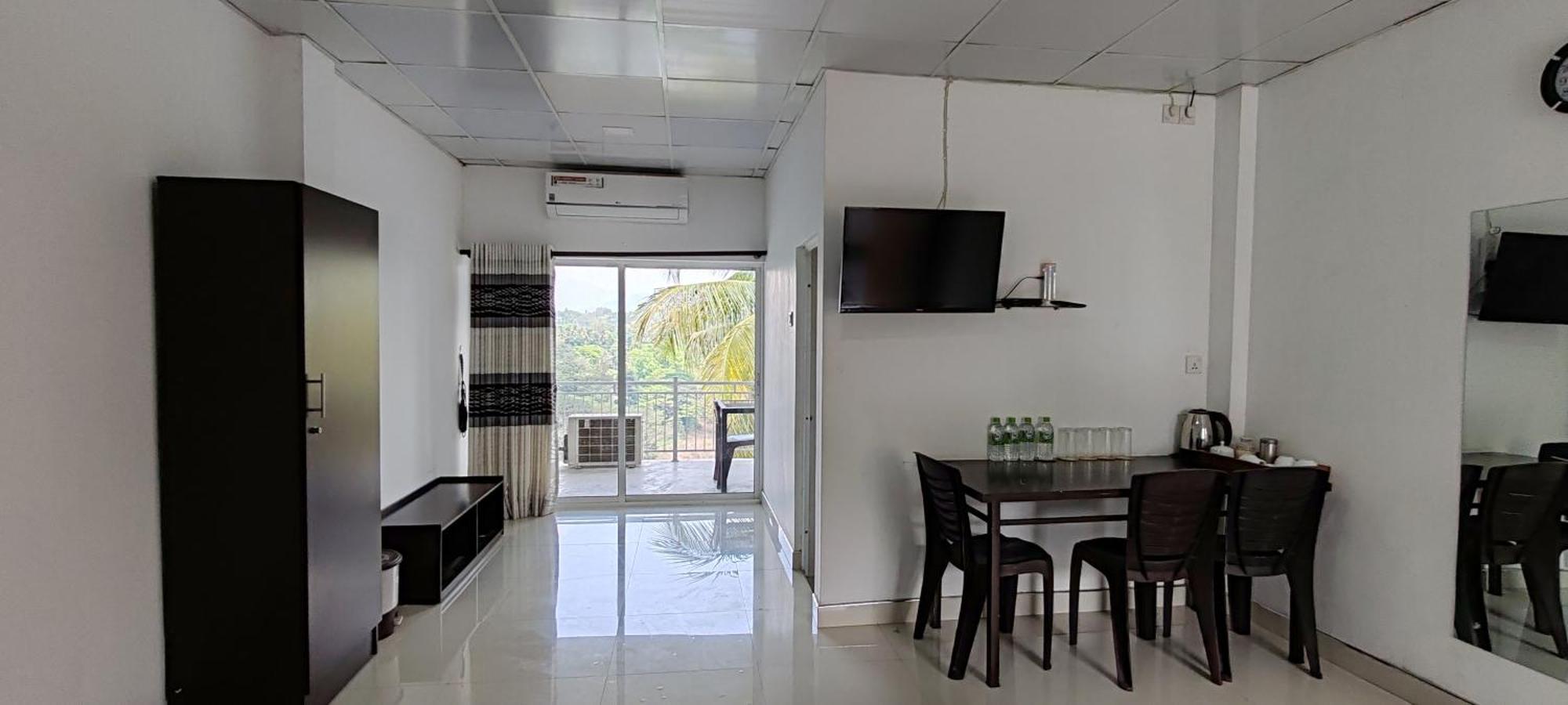 Mahaweli View Inn Kandy Extérieur photo