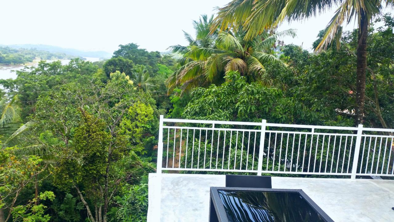 Mahaweli View Inn Kandy Extérieur photo