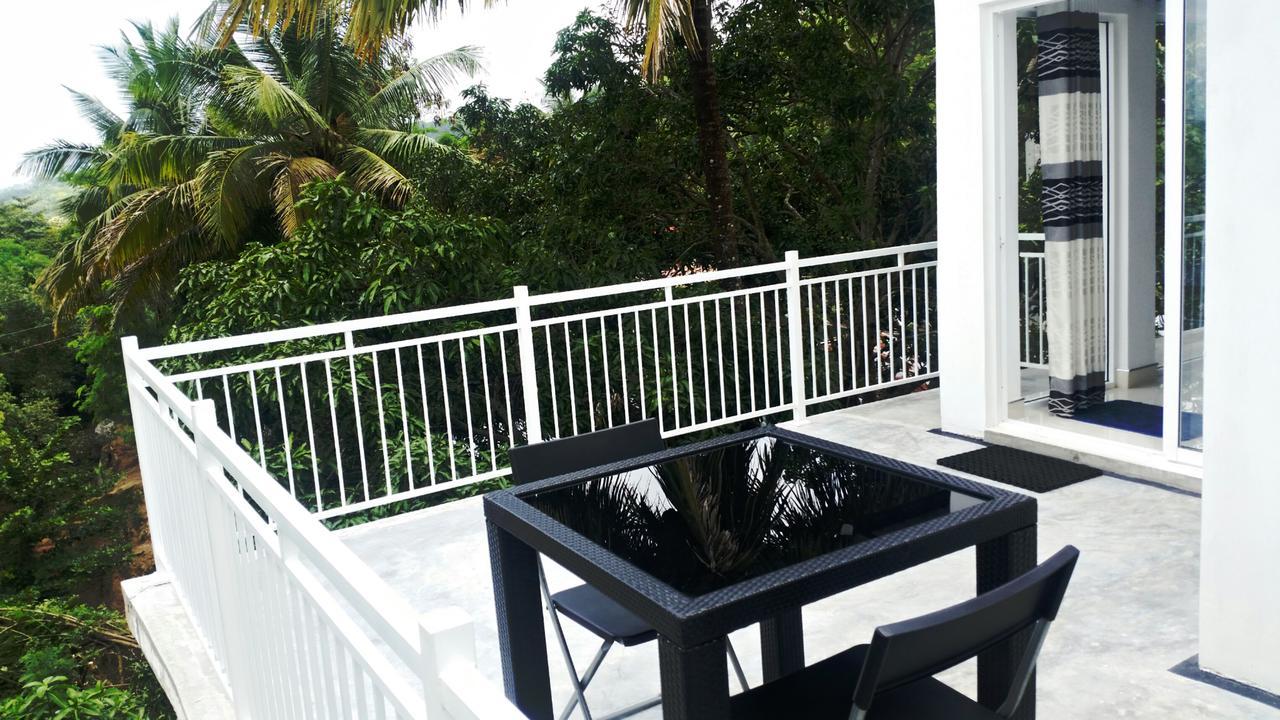 Mahaweli View Inn Kandy Extérieur photo