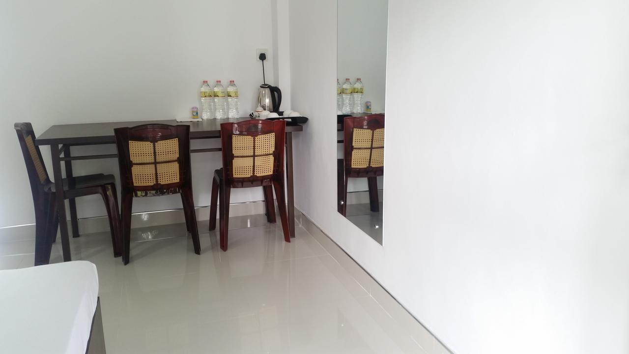 Mahaweli View Inn Kandy Extérieur photo