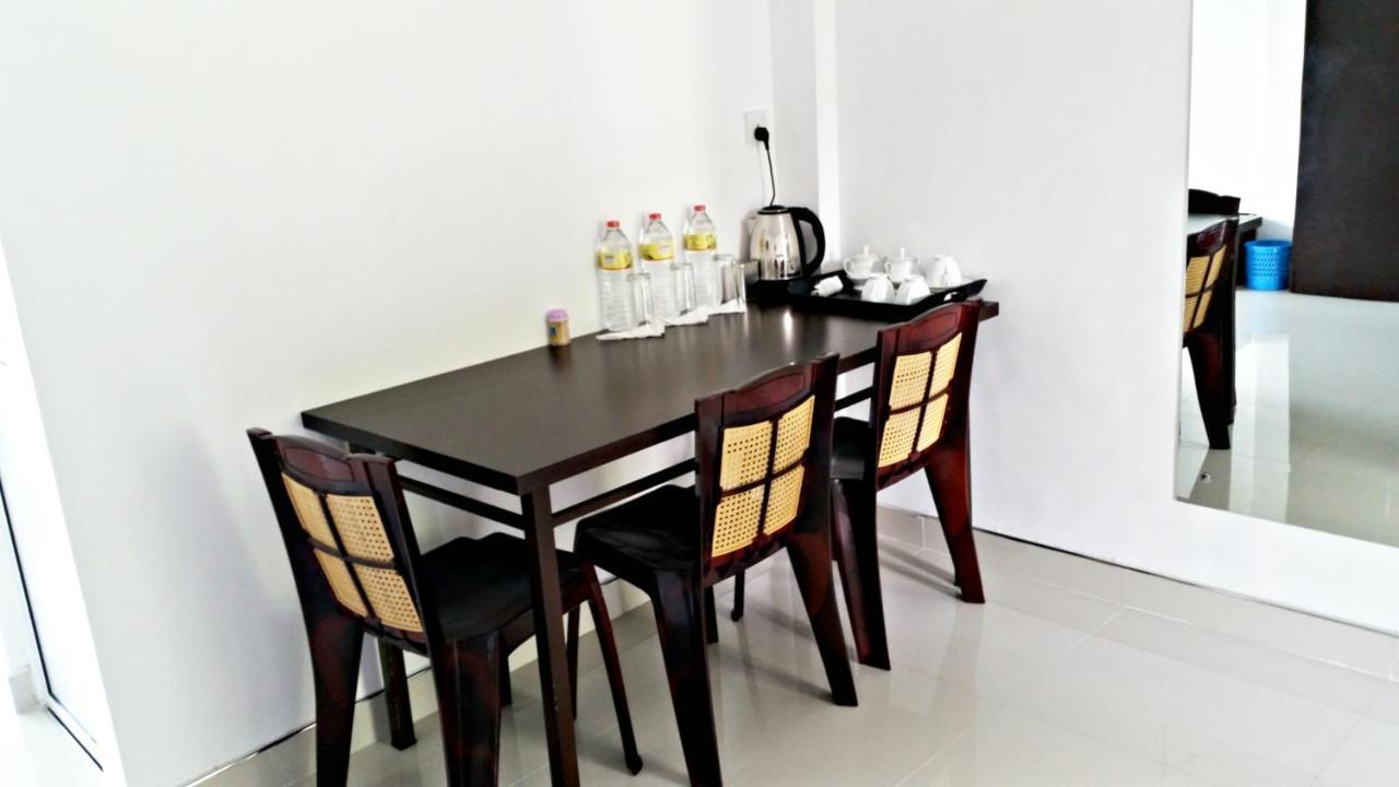 Mahaweli View Inn Kandy Extérieur photo